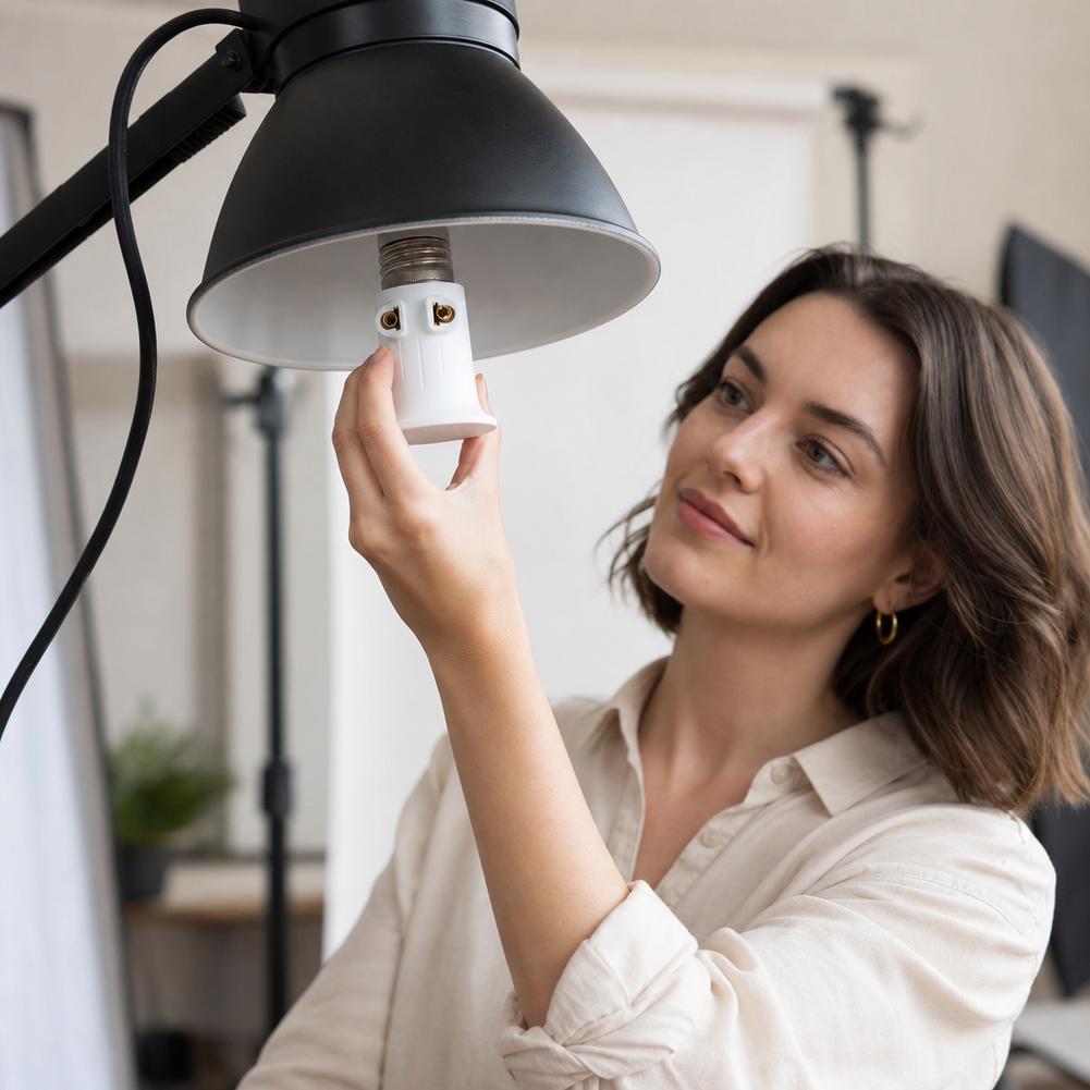 E27 - EUプラグアダプター ライトソケットコンバーター - Photography Lighting Uk のレビューと価格