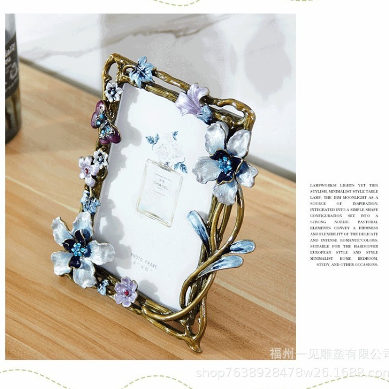 ライトラグジュアリーメタルレトロクリエイティブフォトフレーム - Photography Lighting For Sale のレビューと価格